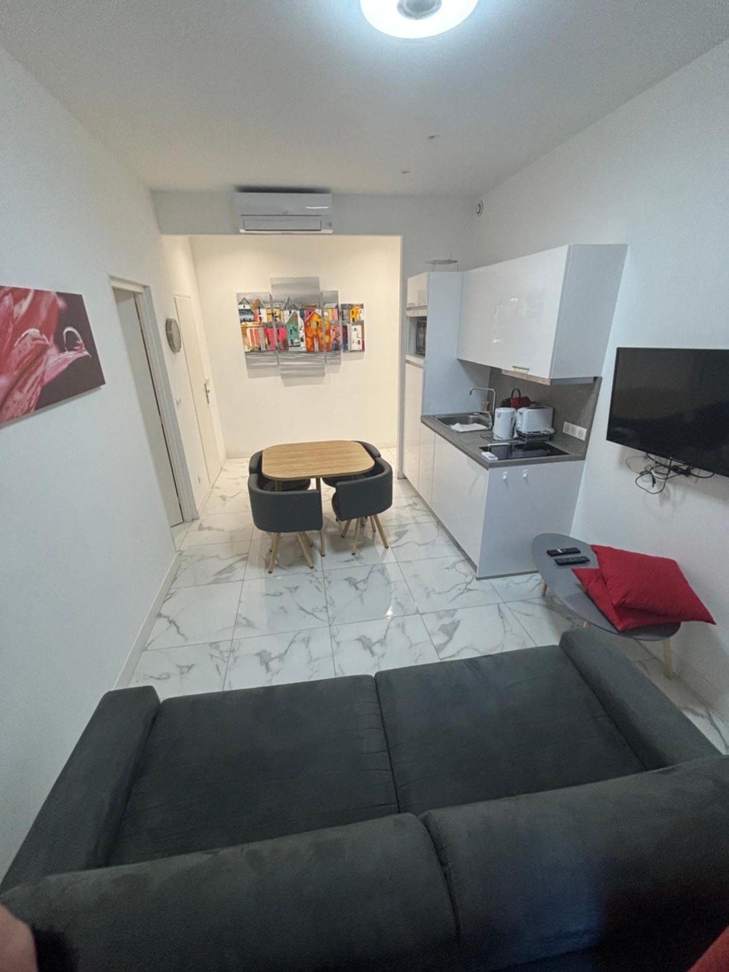 Appartement 4 Couchages Idealement Place Promenade Des Anglais / Cours Saleya Νίκαια Εξωτερικό φωτογραφία